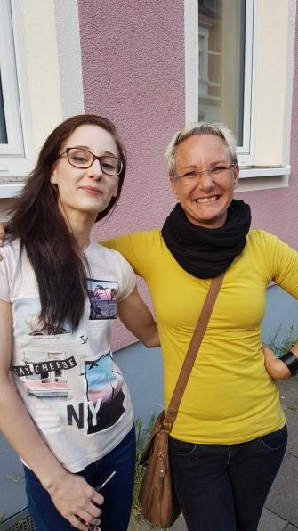 Meine jüngere Schwester und ich - auch sie ist Fotografin - mit unglaublich kreativen Augen und die Fähigkeit jedem Bild eine Geschichte zu geben!